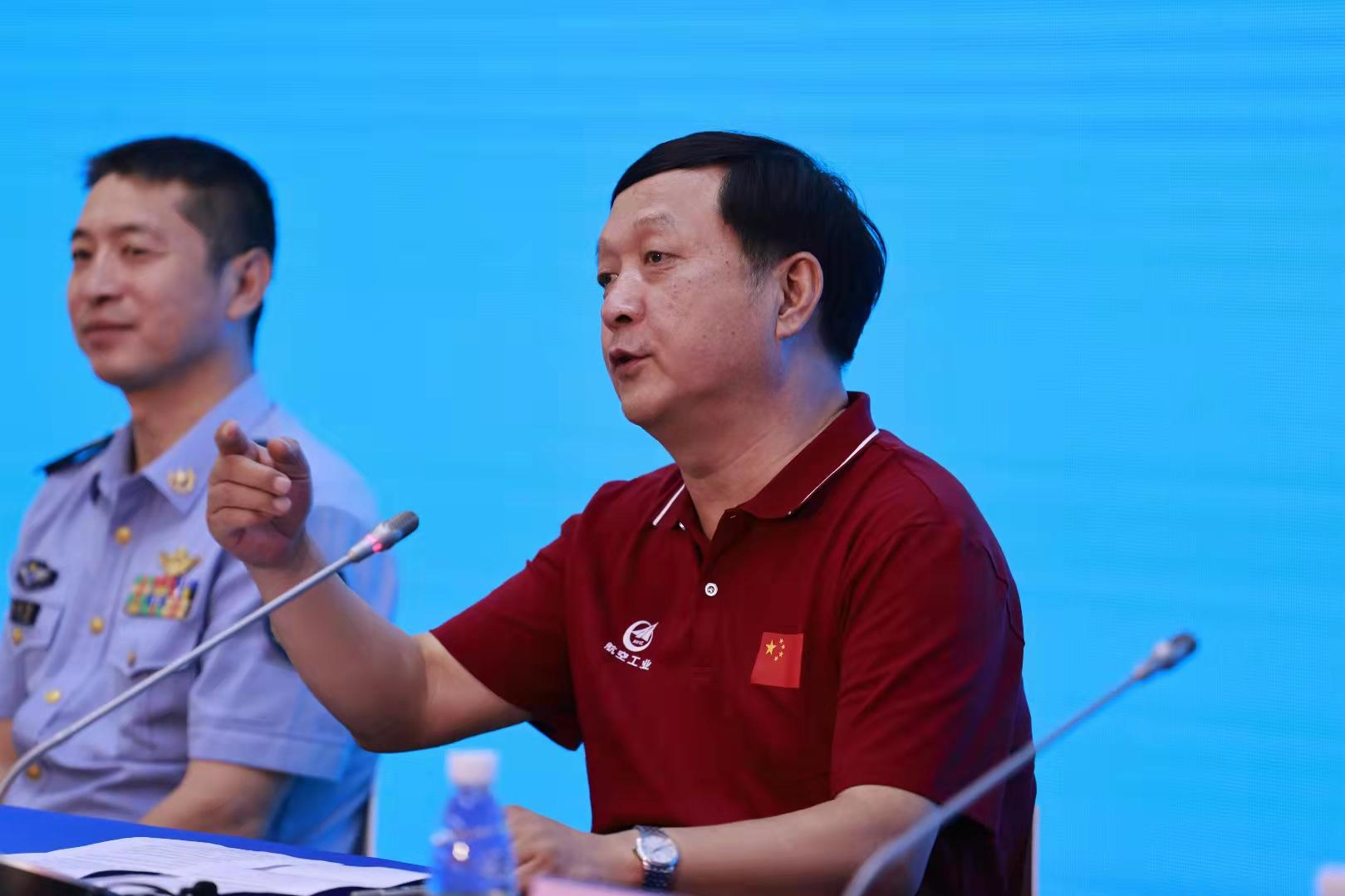 歼20换上中国"心"登场!总师杨伟:你们想的都能成现实