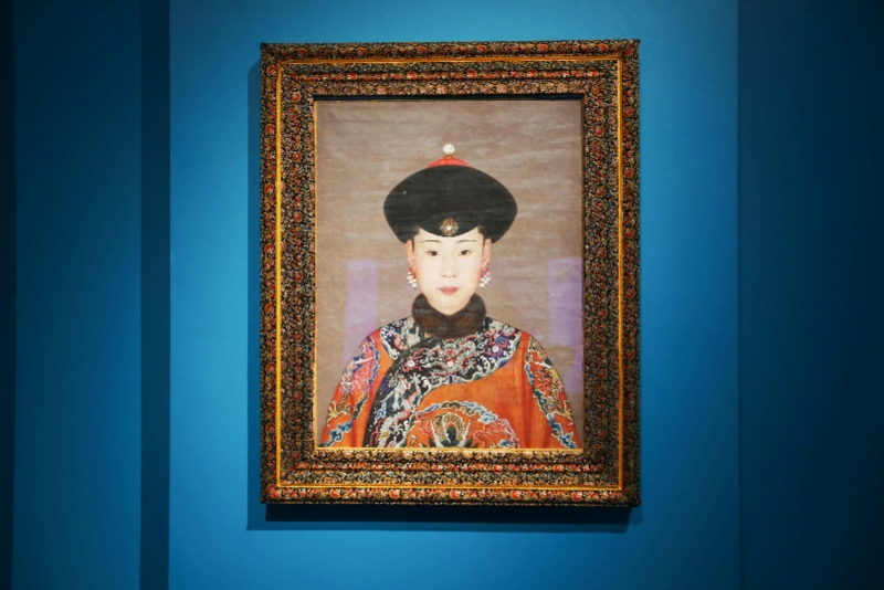 油絵 中国大清の王妃 潜む