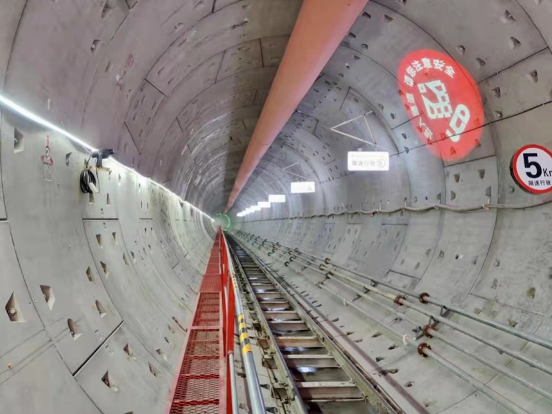 广州地铁十号线首条隧道顺利贯通,全线土建超三成