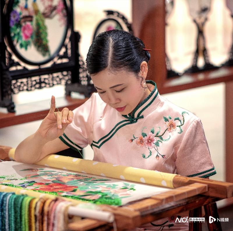 imagefile 梁秀玲.jpg