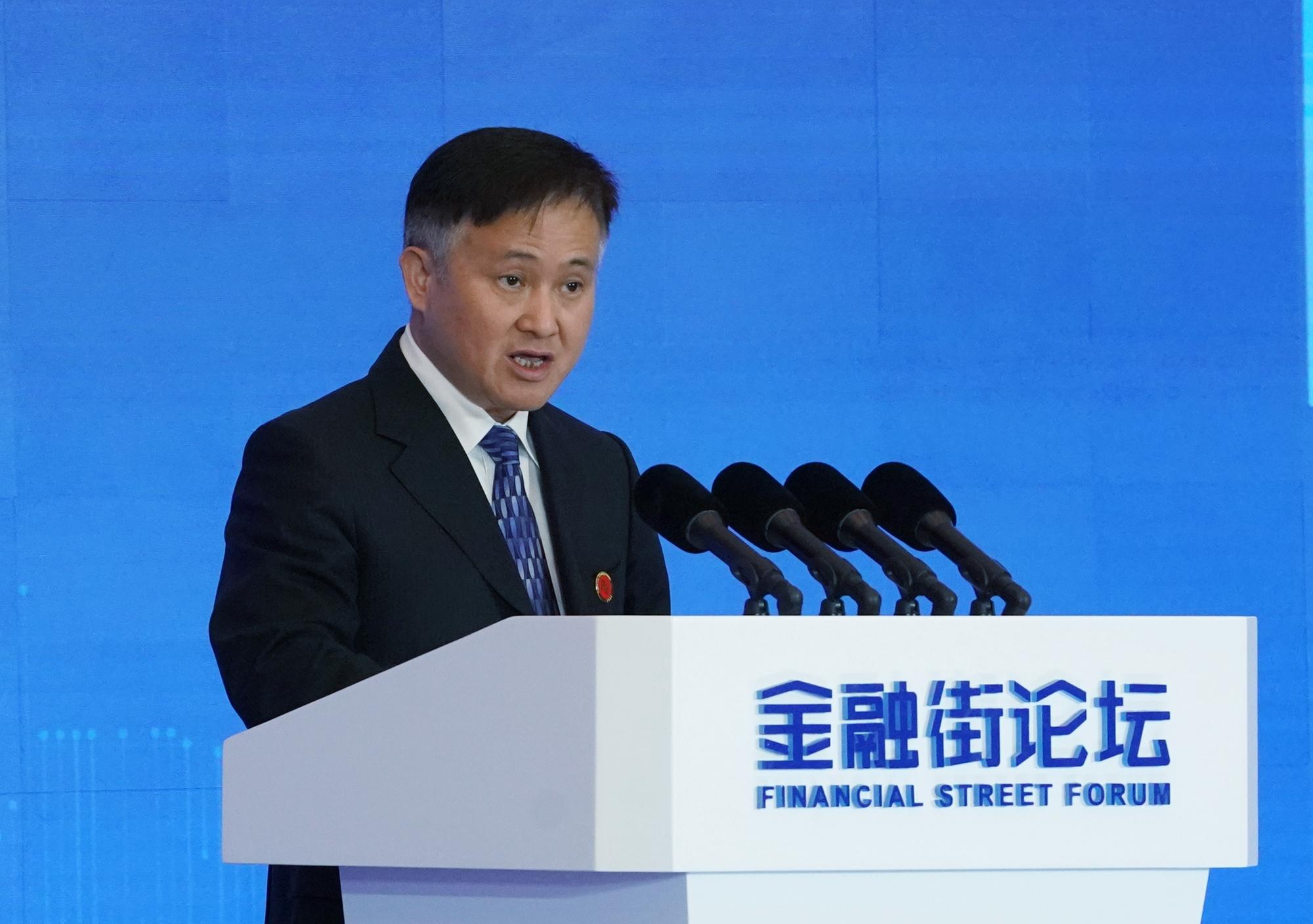 潘功胜：全年5%有望顺利实现，地产市场调整外溢影响可控