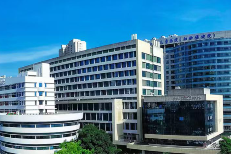 宁波患儿术后离世处罚结果公布：主刀医师被免职，院长记大过