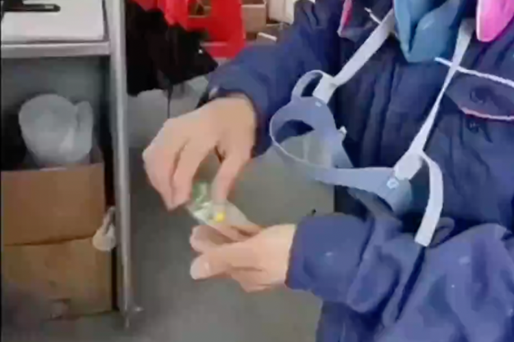 强迫员工体检前排铅，员工吃药治不了企业的病