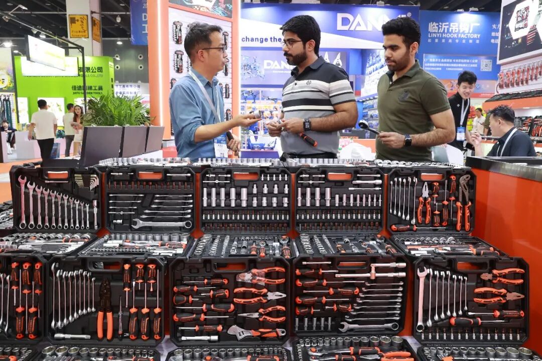 640?wx_fmt=jpeg&from=appmsg#imgIndex=1