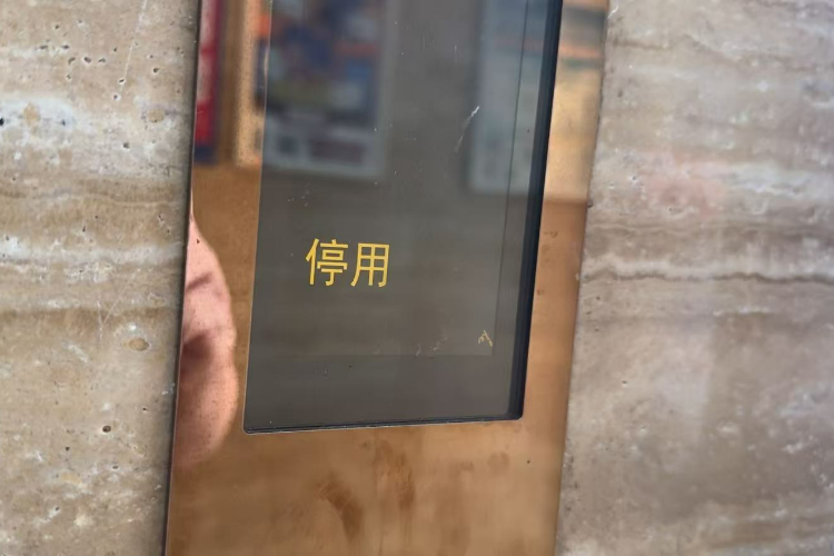 “深圳四高考生被困电梯”追踪：苦等维修工，一度呼吸困难
