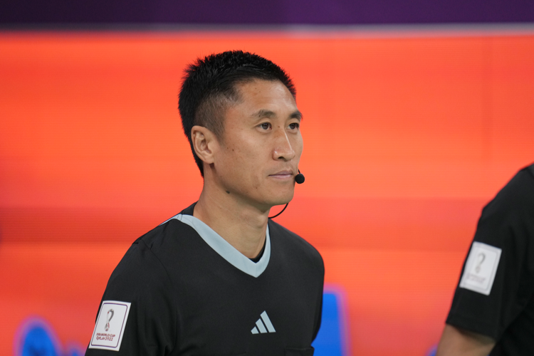 马宁将登场！主哨厄瓜多尔vs库拉索，中国裁判历史第二人