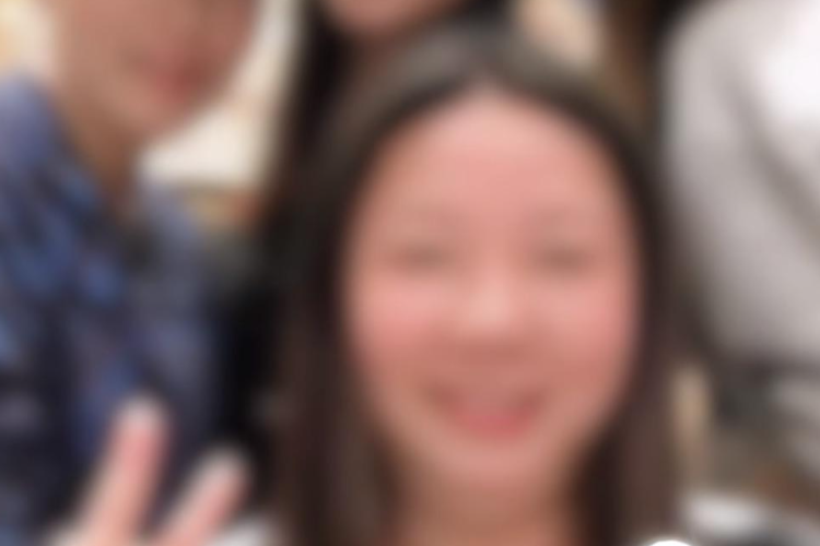 上海46岁独居女子离世续：居委会将垫资买墓地！其好友发声