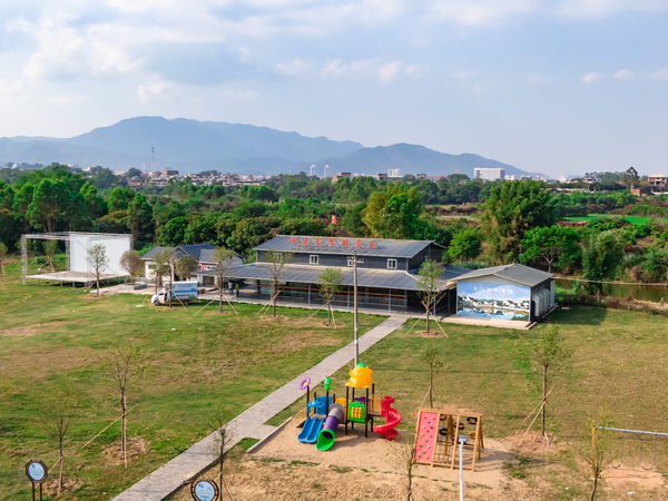 b4fa4dd0-e834-443f-81c1-4605381fbf04