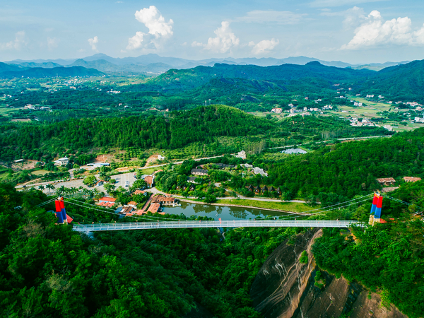 ed5d5b21-c6d3-422a-89aa-2616ab3f25f2