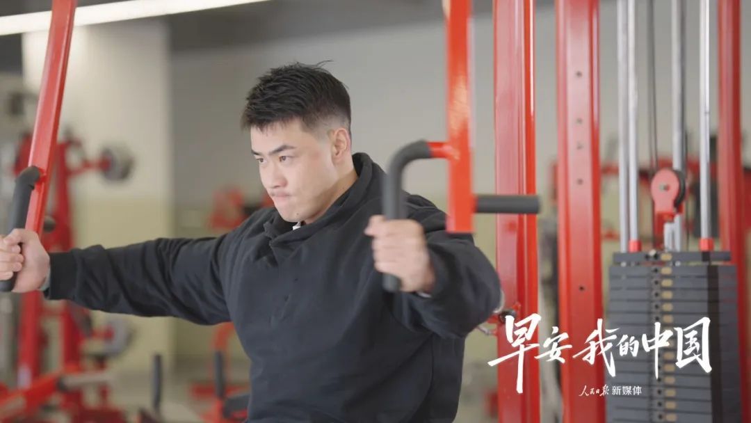 93303807-e675-4177-b9f4-691924c9b246