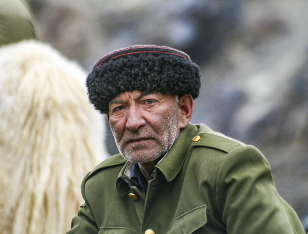 3b87bcee-34ec-4de5-adda-76b53b2f1383