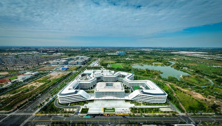 b612ee50-10c6-43e8-bcc4-fd4cbb107158