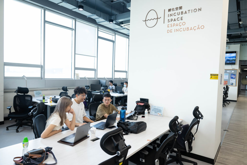 09e2fedd-4882-4928-bae7-867027c29004