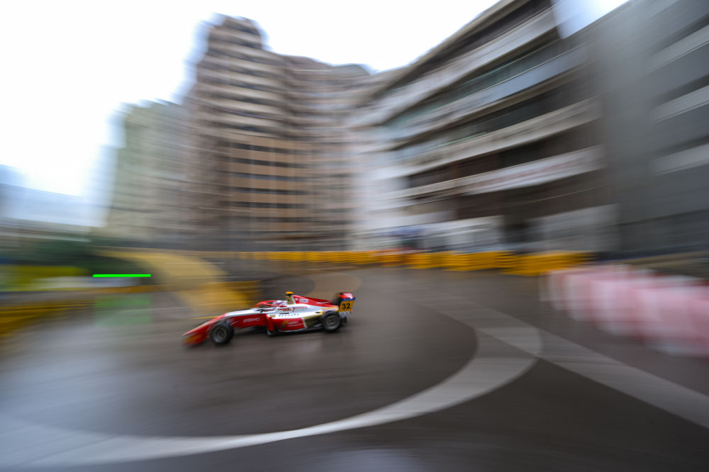 ec50d469-d517-4136-bf65-383416e13476