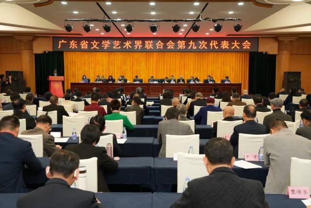 d5873461-1c33-4908-b596-61888a651ae8