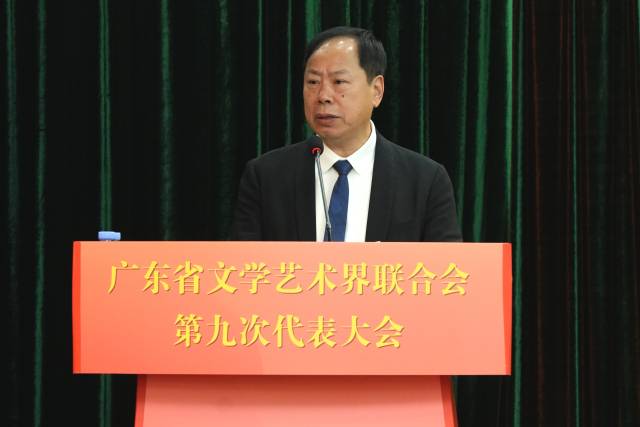 e1093659-a7f9-4758-878c-f994b248548e