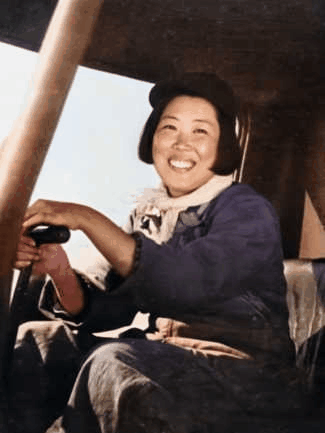 fad93327-2933-4432-bfad-cd1f846ab07c.GIF