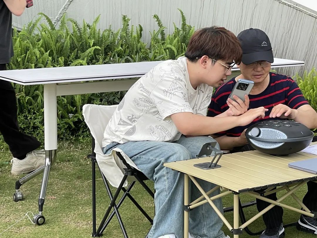 04d33831-b5e0-4f19-a774-feabe5d68459