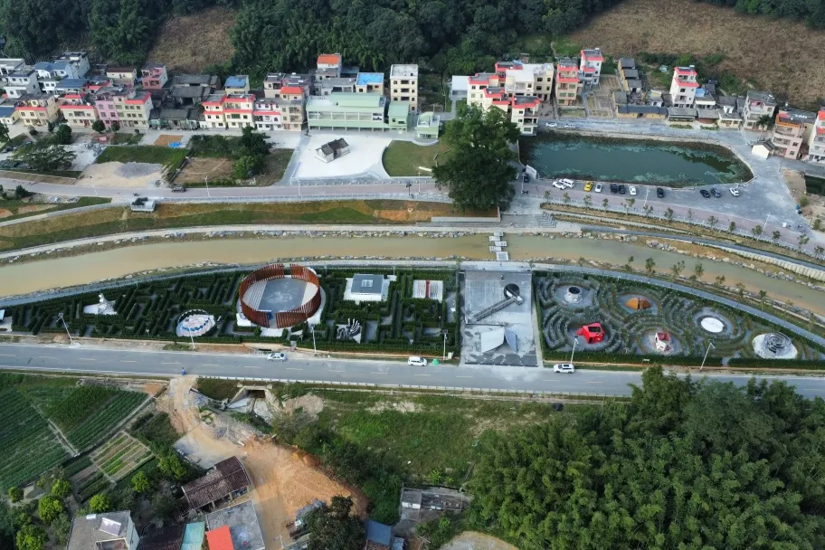 4f9db41b-9f8e-4178-8599-0c5ae88fac1a?X-A