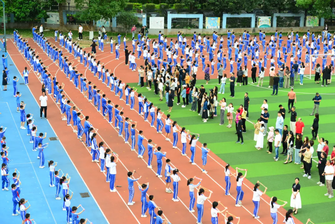 eaf3de91-bb12-4ab1-8583-ecc84f345beb?X-A