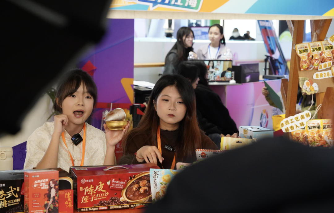 00e32a22-d9f7-4147-bd75-dd5572d69958?X-A