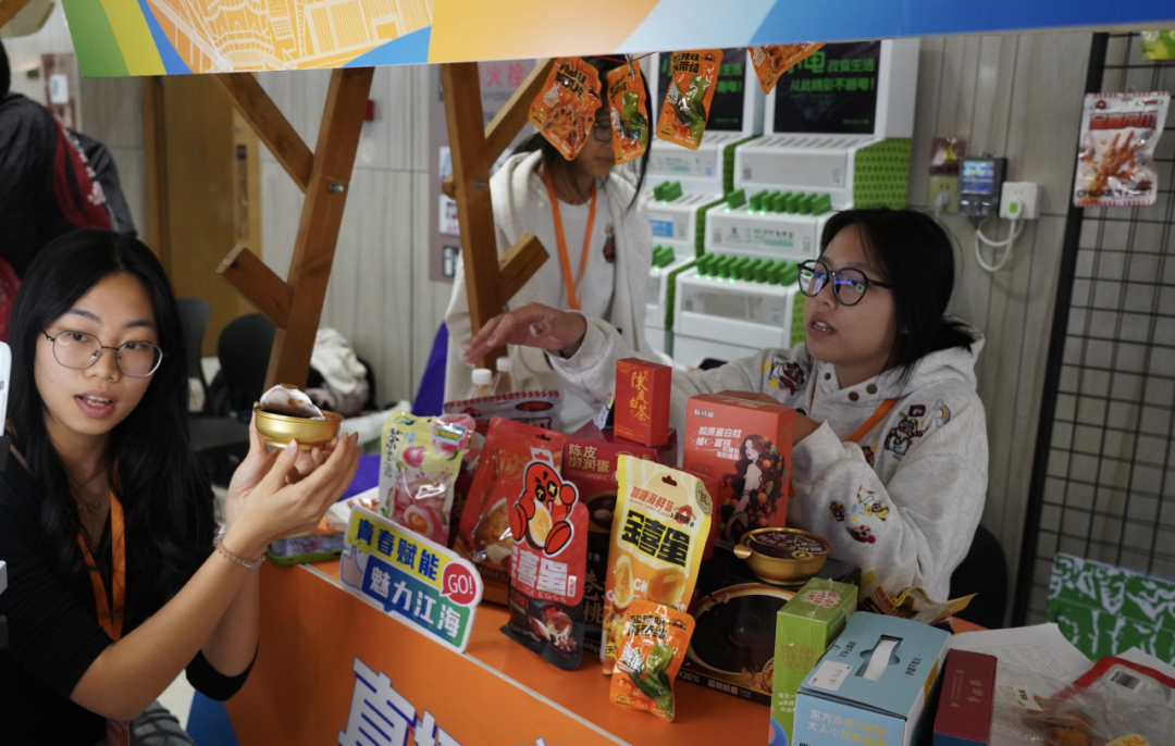 f42fba92-0e0e-4be3-8476-bb22689ae6b9?X-A