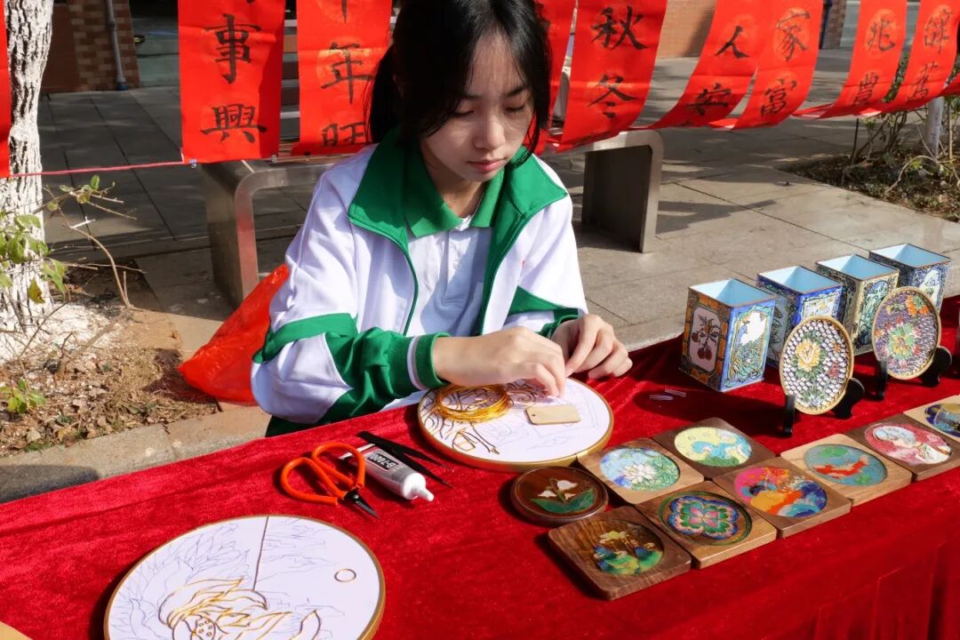 2dff4359-5e5d-454c-ada0-d16ba3fbd835?X-A