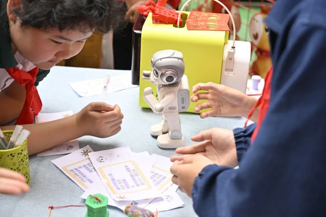 9d21f166-3849-4195-9ed1-32dad9f77762?X-A