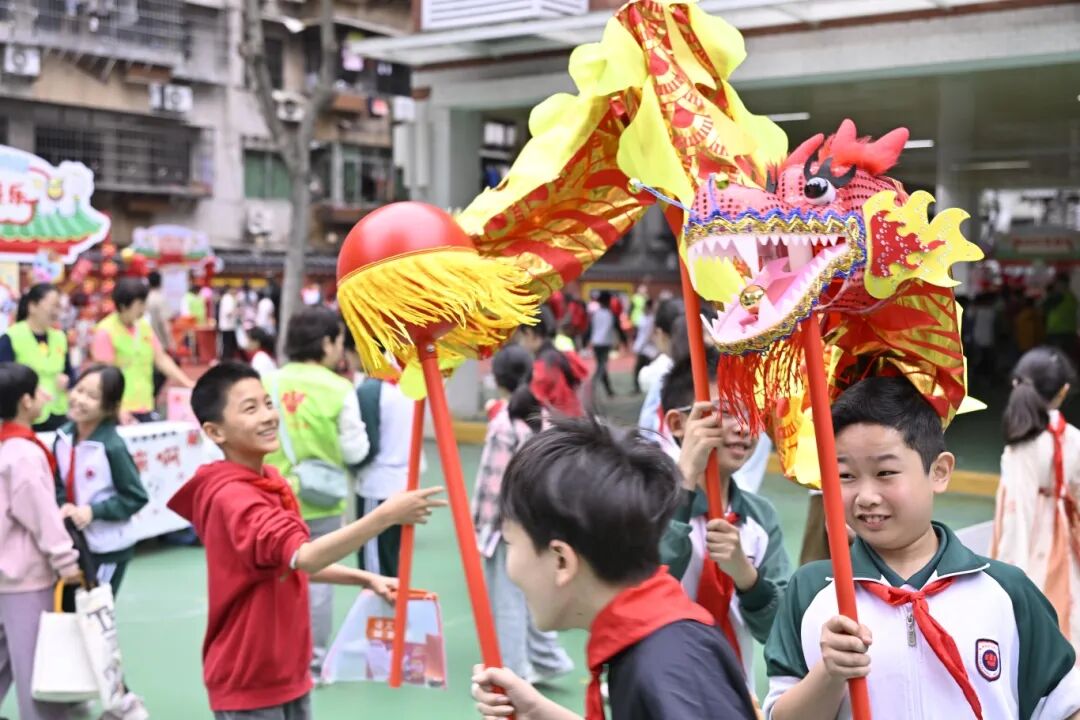 df40a0c2-72fd-4329-b581-d4f044de6e20?X-A